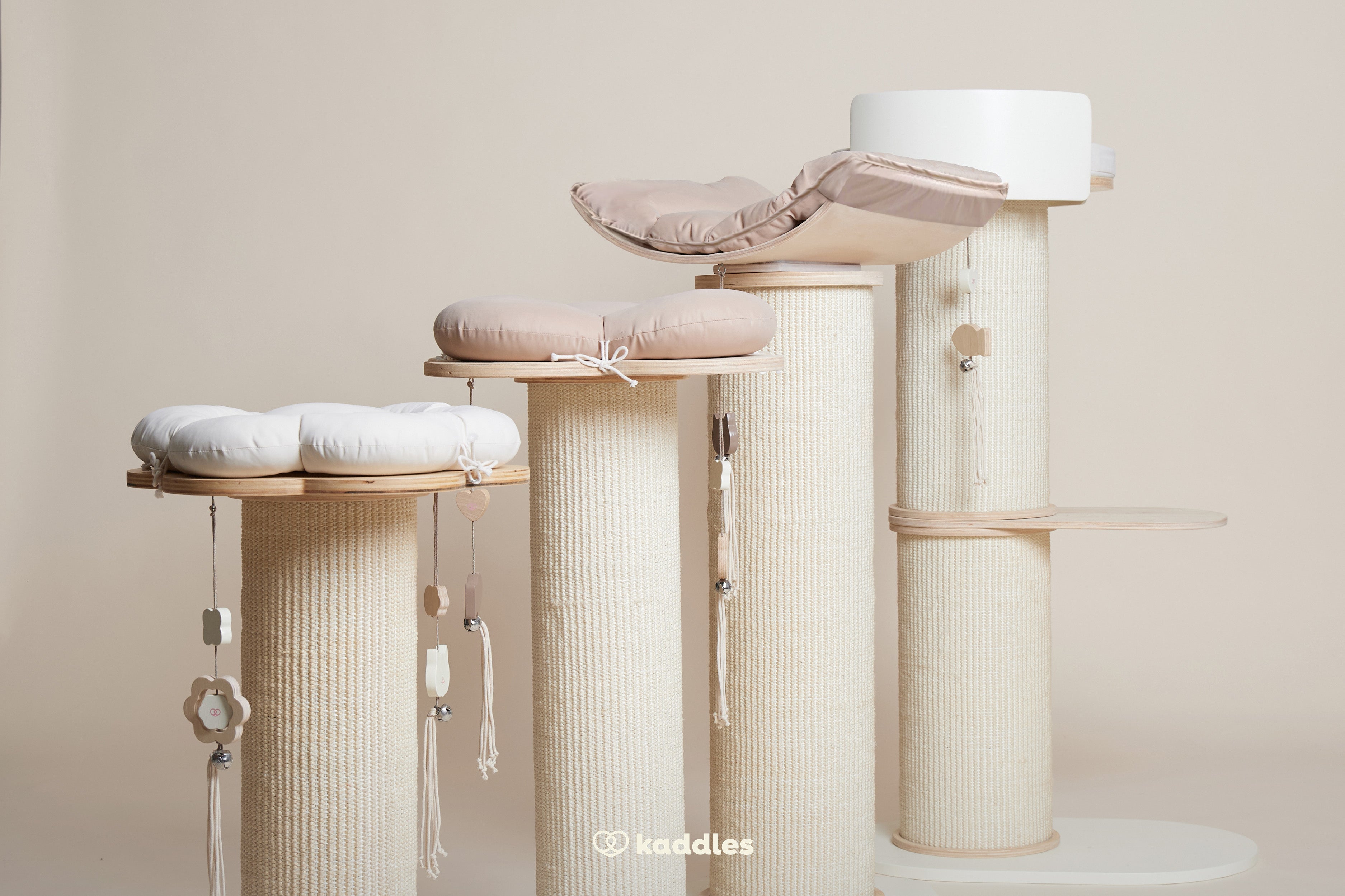 Oversized Scratching Post